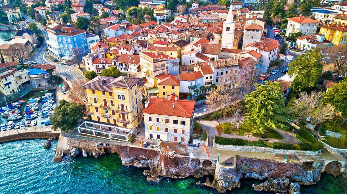 Villa Mediteran Opatija **** Bagian luar foto