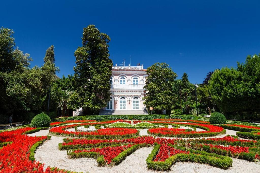 Villa Mediteran Opatija **** Bagian luar foto